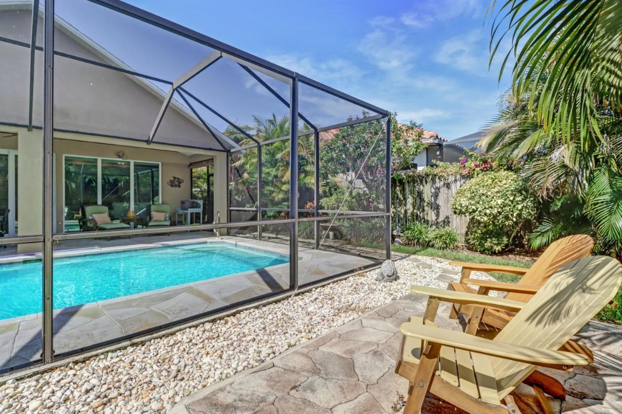 Cozy Beach House - 5 Minutes From Vanderbilt Beach North North Naples 外观 照片