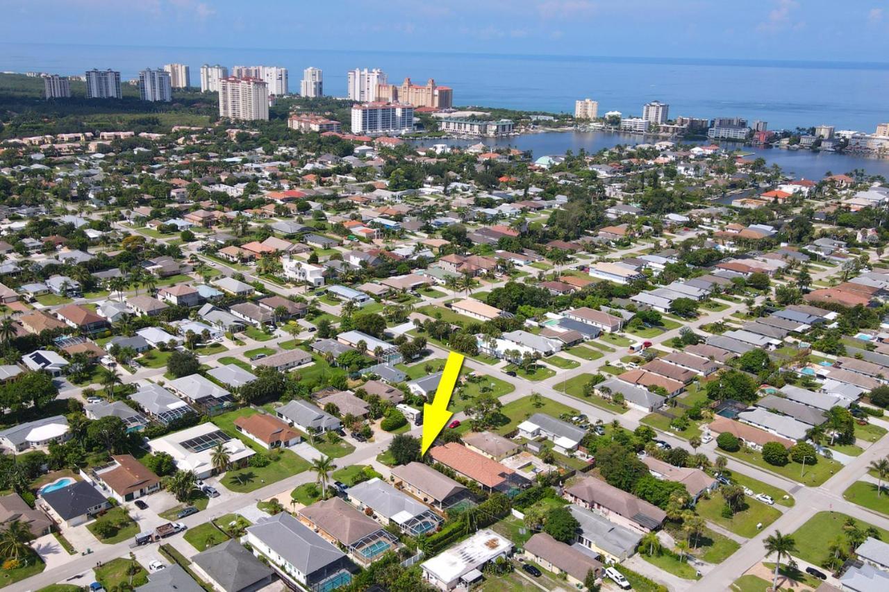 Cozy Beach House - 5 Minutes From Vanderbilt Beach North North Naples 外观 照片